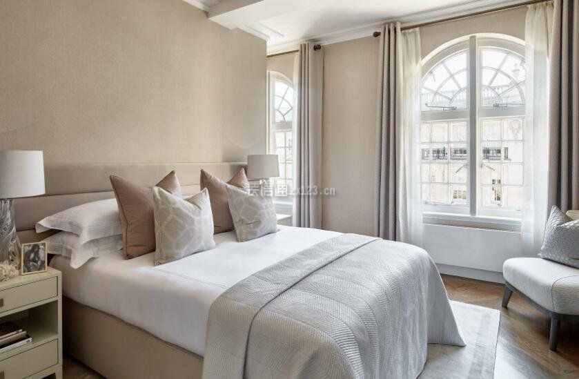 后现代家装样板间卧室纯色窗帘设计图片