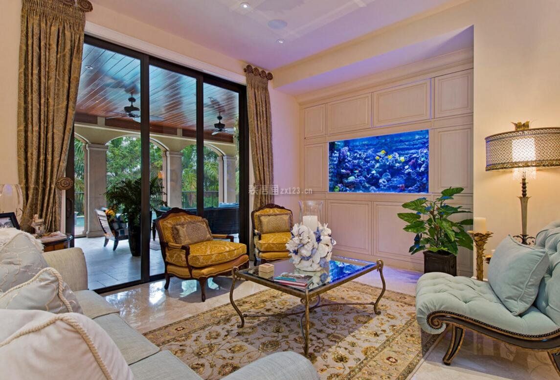 简约美式风格家庭客厅鱼缸装修设计图片欣赏