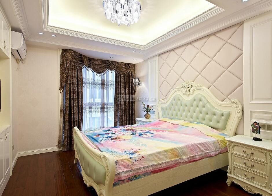 杭州别墅样板房卧室软包装修设计