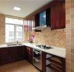 2023居家厨房红色橱柜设计效果图片