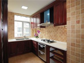 2023居家厨房红色橱柜设计效果图片
