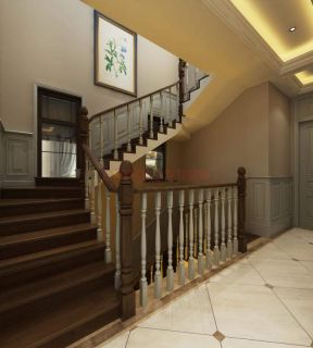 2023简美式别墅楼梯间设计效果图