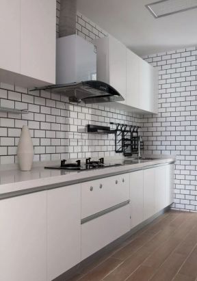 简约北欧风格86平米三居室厨房瓷砖墙设计图片