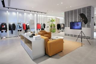 现代服装品牌连锁店室内背景墙装修设计效果图片