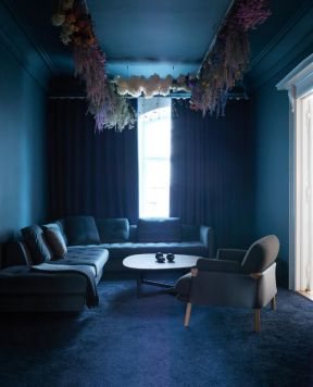 蓝色布艺沙发 2020蓝色房间装修效果图