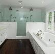 别墅浴室白色浴缸家装图片欣赏