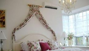 温馨田园风格130平米三居卧室床头帘装修图片