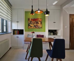 宜家风格80平米二居室餐厅实木餐桌设计图片