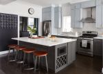 2023欧式风格家庭别墅敞开式厨房装修实景图