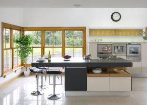 2020欧式开放式厨房吧台设计 欧式开放式厨房装修效果图 