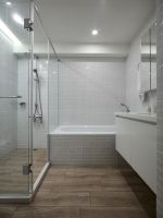 日式简约120平四居卫生间淋浴房设计图片