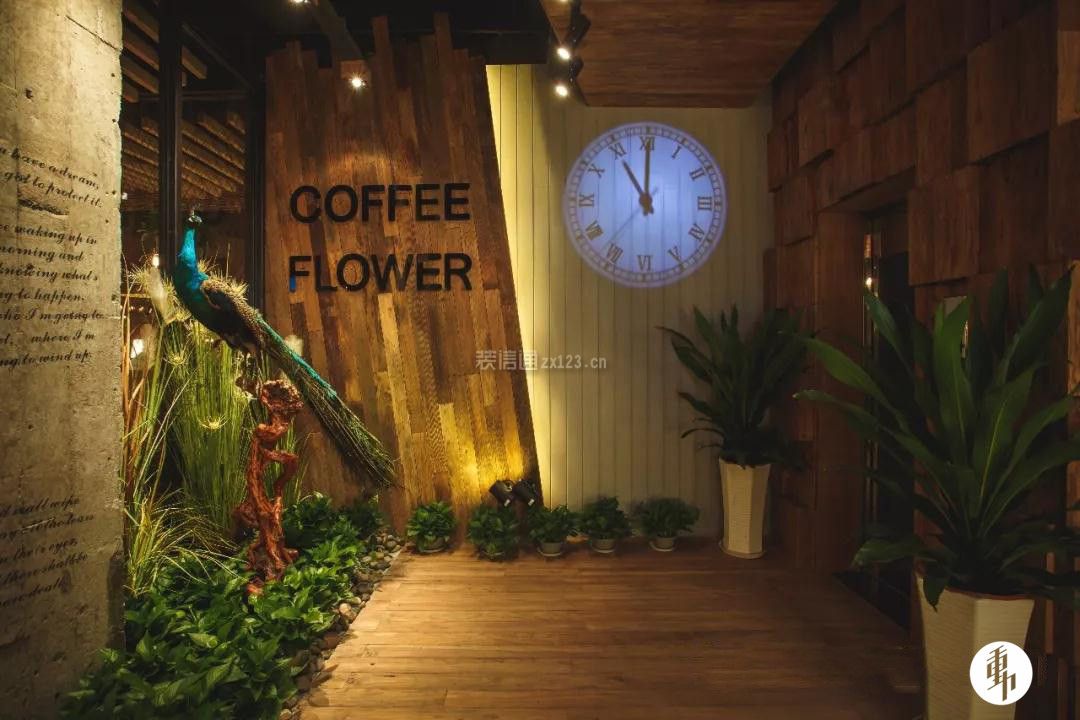 混搭风格咖啡店门口创意设计图片