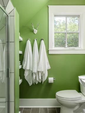 小清新卫生间绿色背景墙装修设计图片