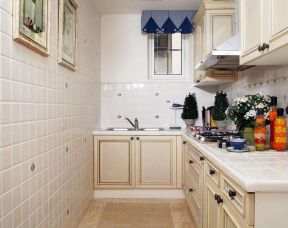 2020小厨房实木橱柜装修设计 2020小厨房设计效果图 2020装修小厨房效果图