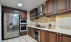 140平米三居简美式风格厨房实木橱柜设计图片
