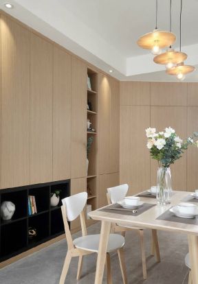 简约风格89平米两居室餐厅餐桌设计图片
