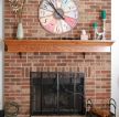 美式乡村风格壁炉墙面挂钟设计图片