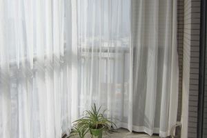 阳台窗帘安装流程