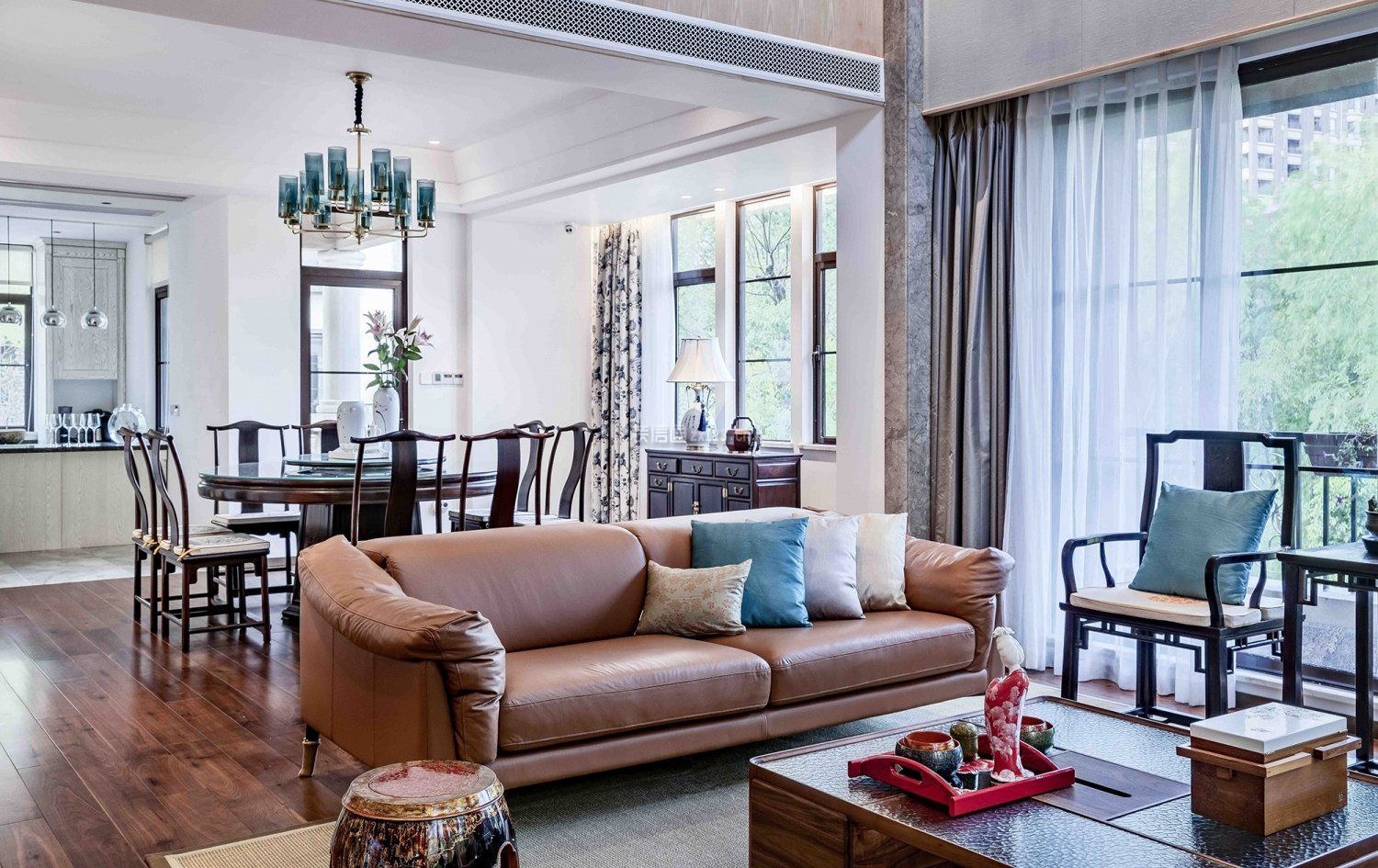 新中式豪宅别墅室内双人沙发图片2023