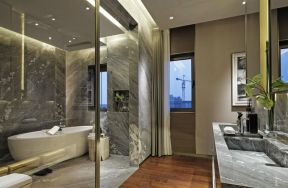 跃层房屋浴室玻璃门装修设计