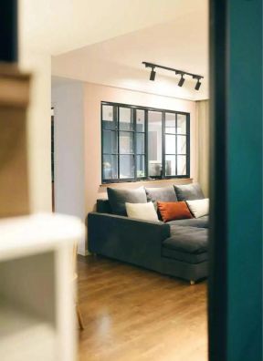 北欧简约风格79㎡二居客厅沙发装修图片