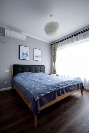 简约北欧风格87平两居卧室床头挂画设计图片