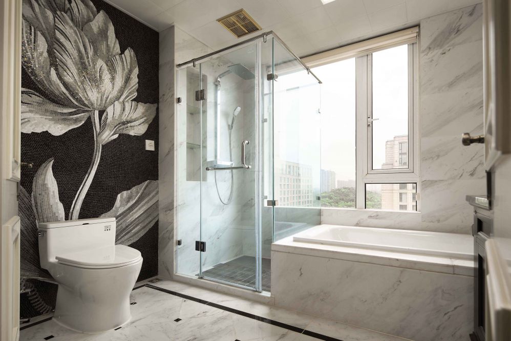 简美式风格180平米小别墅卫生间浴缸装修图片