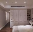 93平地中海风格卧室实木衣柜设计图片