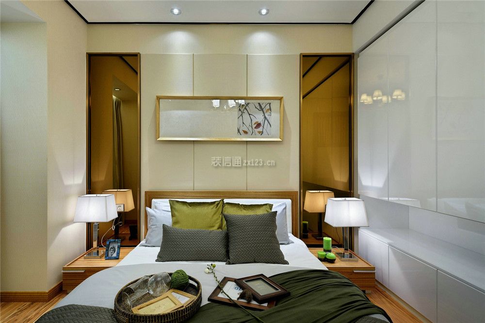 88平米现代风格卧室床头装饰画图片