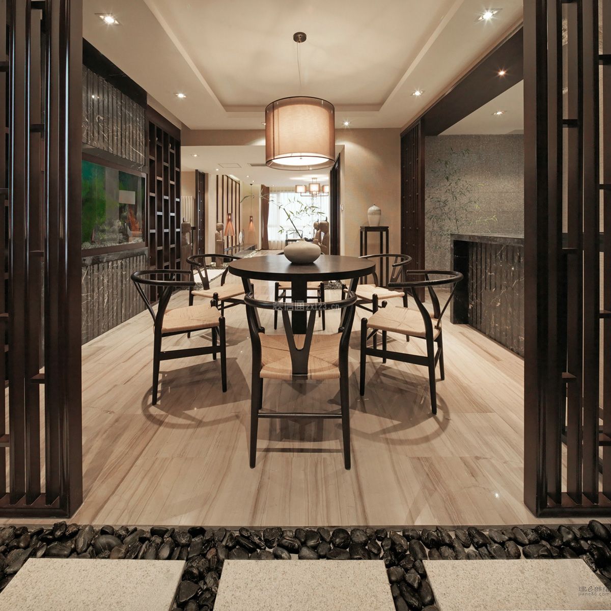 147平方中式风格房屋餐厅餐桌椅效果图