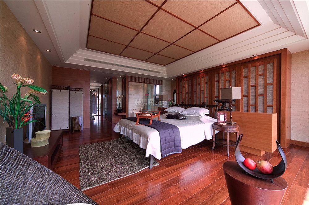 东南亚风格103平三居室卧室吊顶设计图片