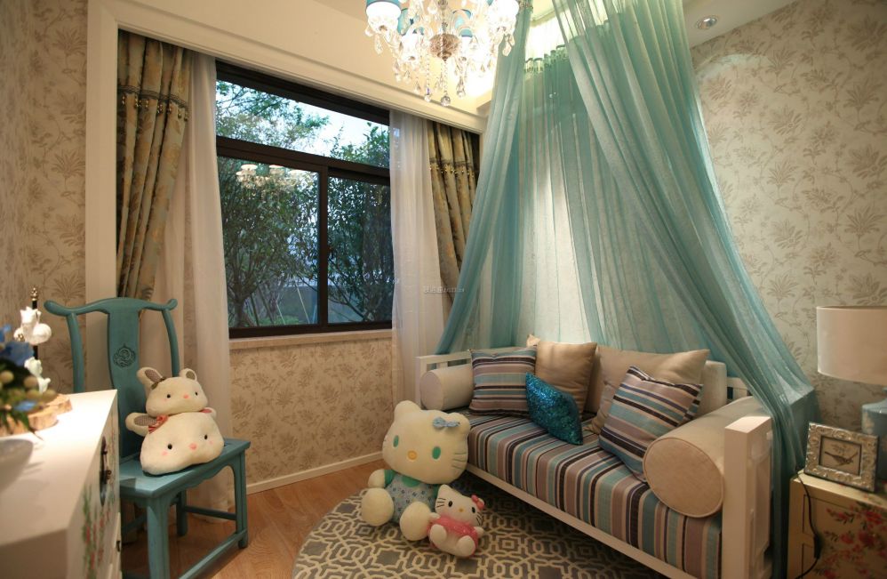 中式田园风格162平米四居房间沙发床设计图片