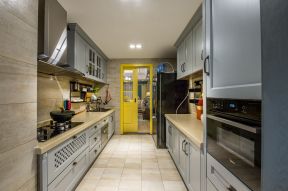 180平美式风格厨房橱柜门板颜色装饰图