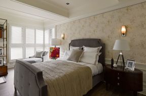 112平米现代欧式风格三居卧室壁灯设计图片