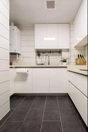 简约风格68平米小户型厨房白色橱柜设计图片