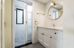 120平米现代北欧风格三居室卫生间洗手台装修图片