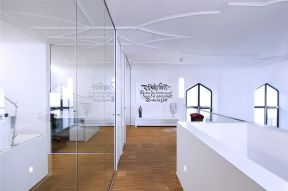 现代风格500平米办公室房间设计图片