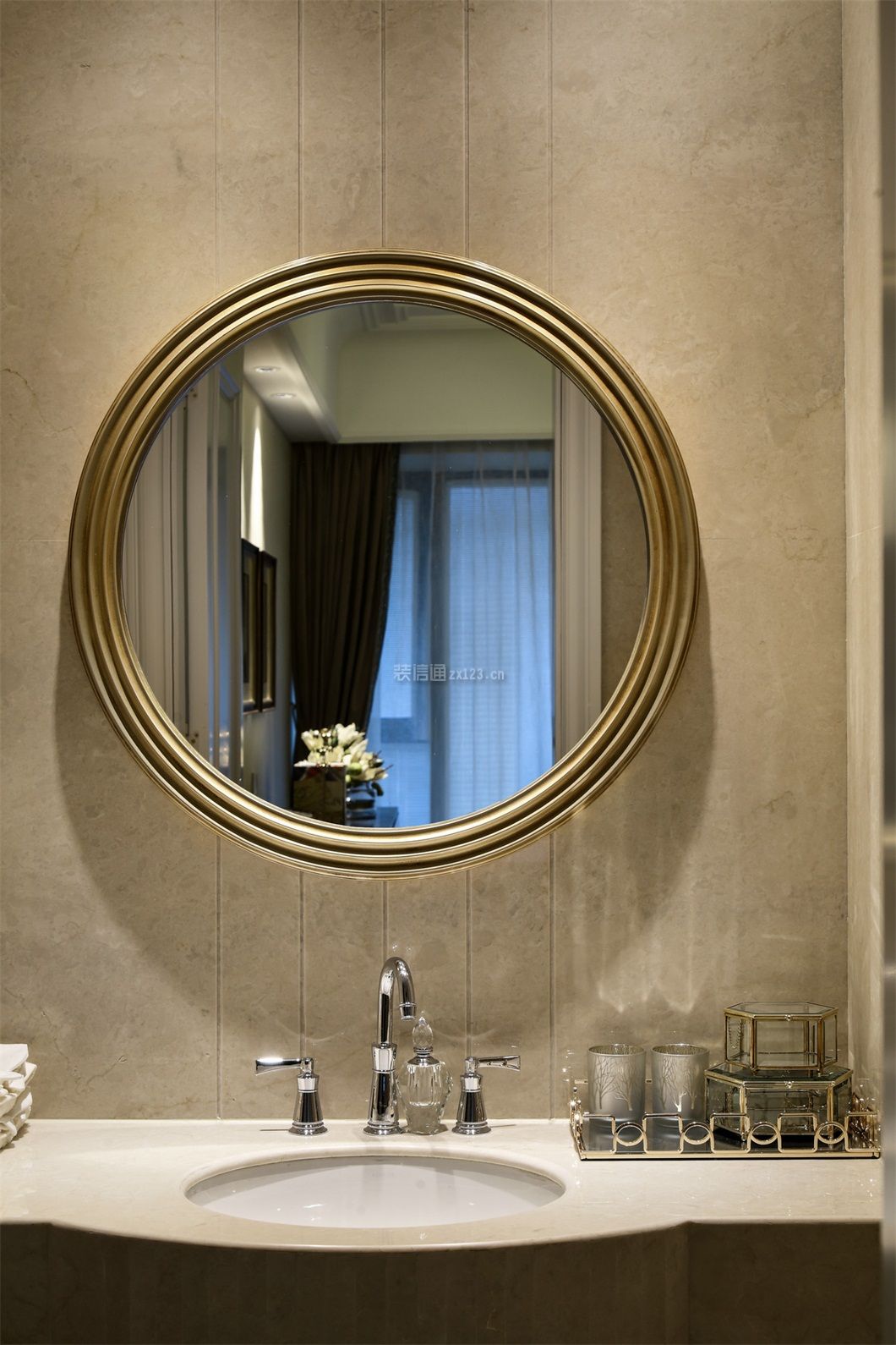 90平米三居室现代欧式风格卫生间洗手台设计图片