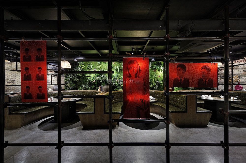 复古工业风格700平米火锅餐厅卡座设计图片
