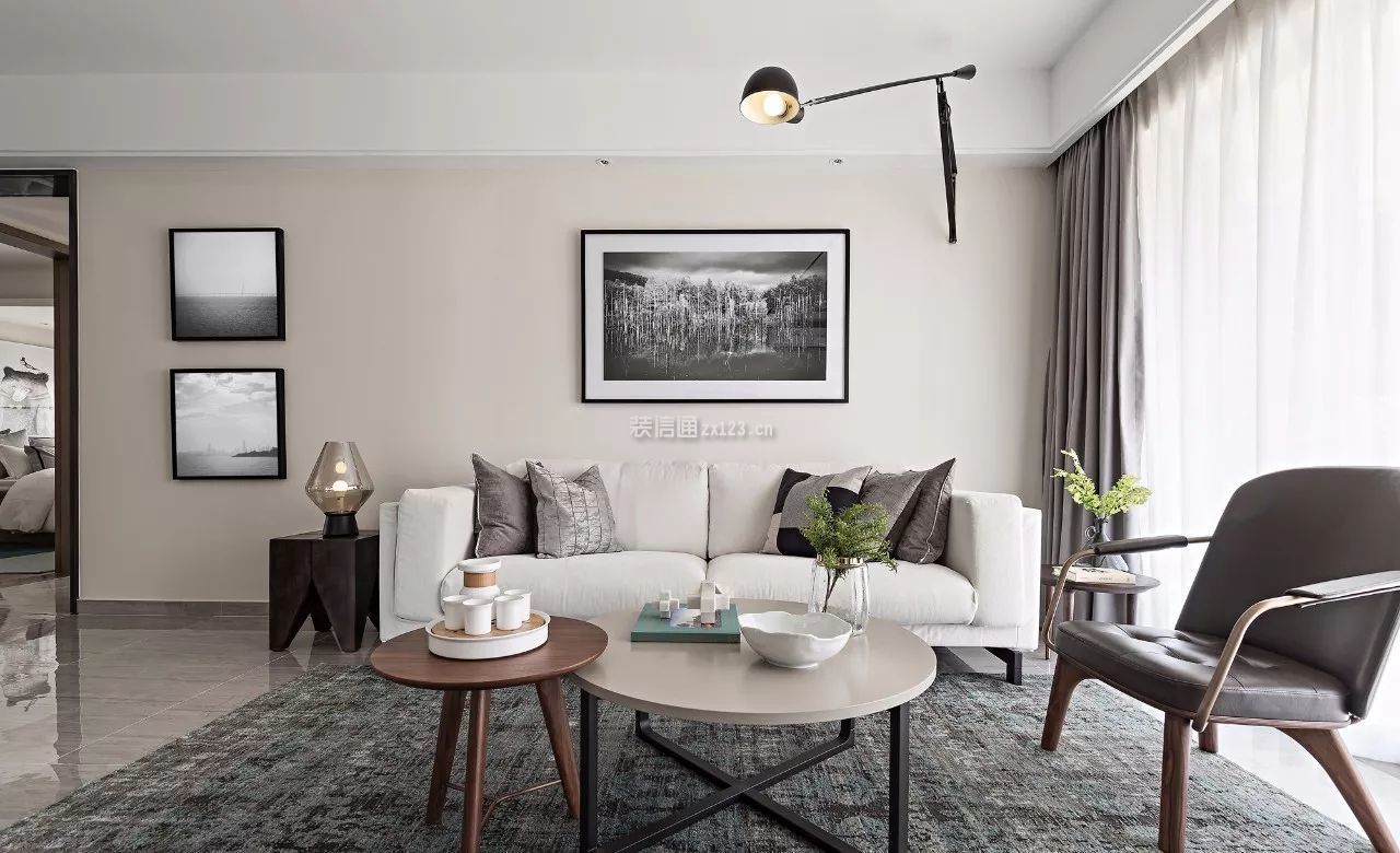 现代简约风格家庭客厅异形茶几装修设计图