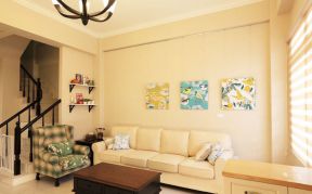 95平米时尚简约三居室客厅茶几设计图片