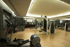1600平米大型减肥店健身房装修图片