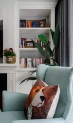 欧式风格家庭室内书柜设计造型图片