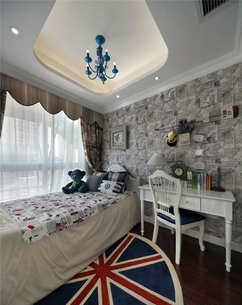 120平米地中海风格三居室卧室吊灯设计图片