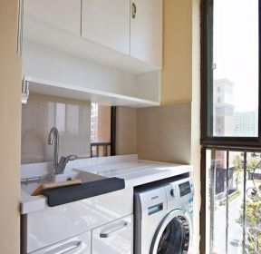 2021家居生活阳台洗衣组合柜设计图片-每日推荐