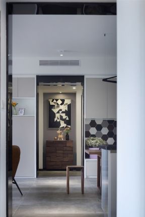 现代简约风格新房玄关柜设计图片一览