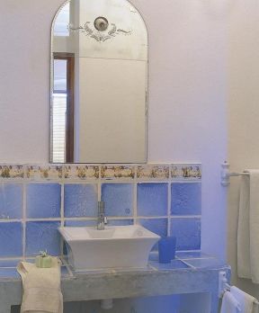 日式风格65平米小户型卫生间洗手池布置图片