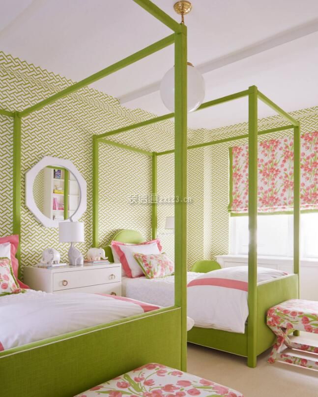 绿色家居儿童卧室四柱床装饰设计图片