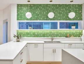 家居厨房背景墙砖绿色装饰设计图片