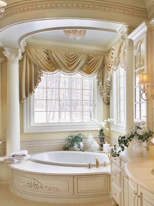 奢华欧式风格浴室大浴缸设计图片